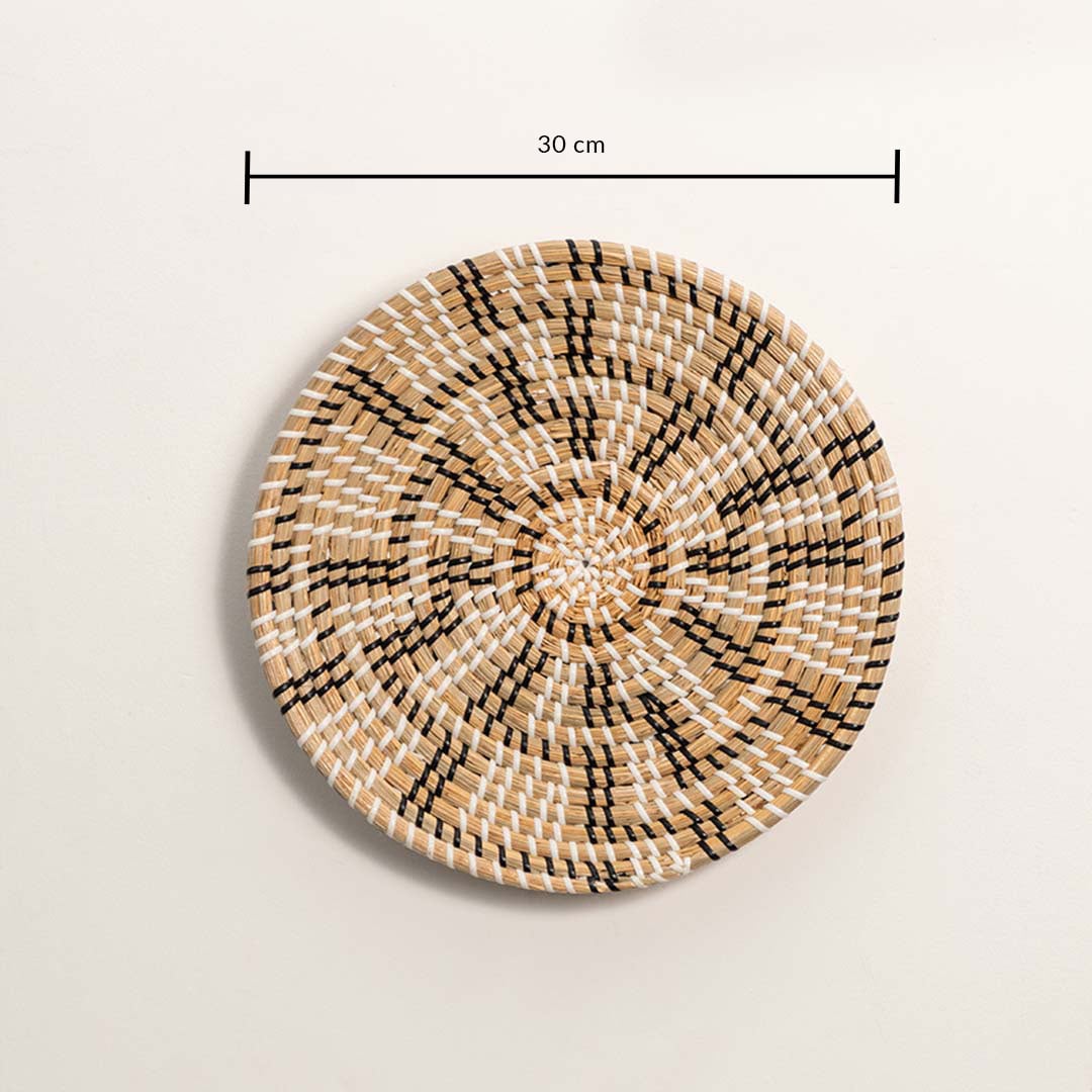 Woven wall basket measuring 30 cm diameter showcasing size and proportion with clear measurement markers.